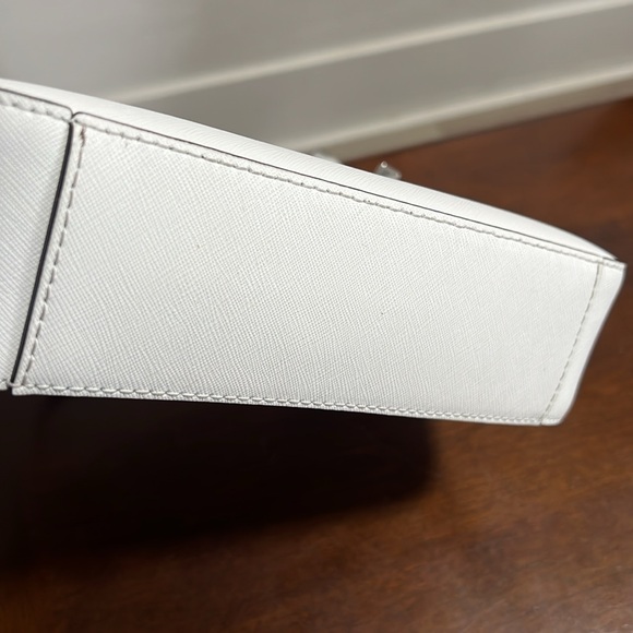 Cross body Michael Kors bag - Picture 7 of 15